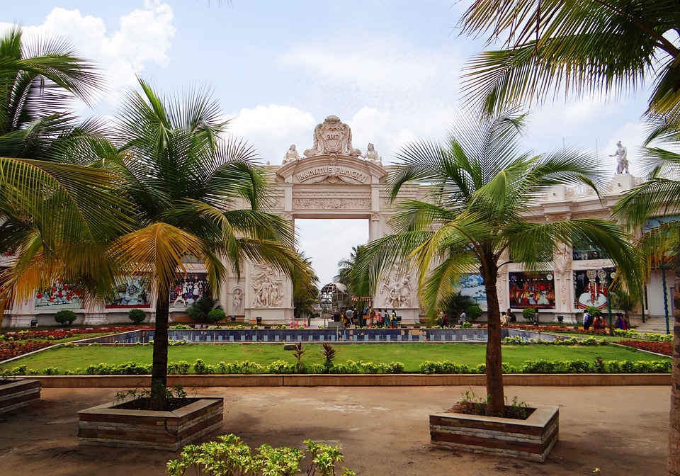 10 must visits in bangalore