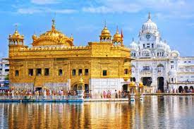 incredible monuments to visit in India.