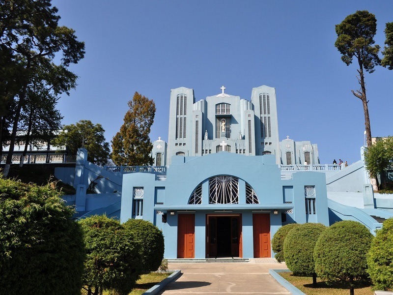 TEMPLES ONE MUST VISIT IN MEGHALAYA
MARY HELP OF CHRISTIAN CATHEDRAL 