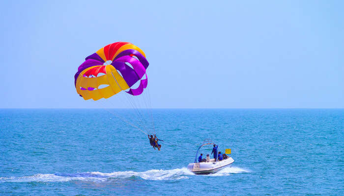 GOA THE  LOVELY TOURIST SPOT IN INDIA
PARAGLIDING IN ARAMBOL